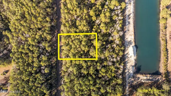 $19,900 | 220 Kings Way, Gloucester, NC 28528
