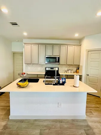 $2,200 | 315 John House Lane, Rosharon, TX 77583