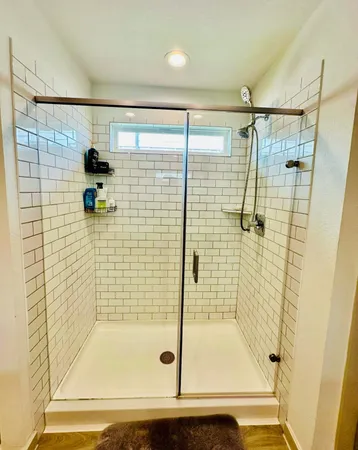 $2,200 | 315 John House Lane, Rosharon, TX 77583
