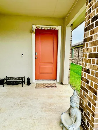 $2,200 | 315 John House Lane, Rosharon, TX 77583