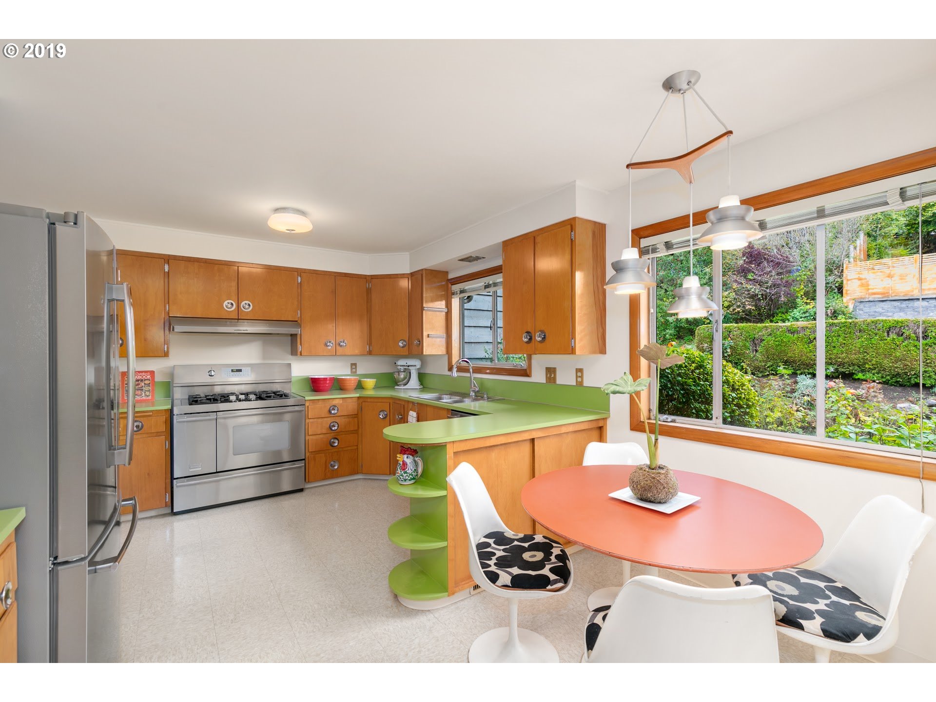 6209 Southwest Tower Way Portland, OR 97221 - Photo 8 of 30 Kitchen/Nook