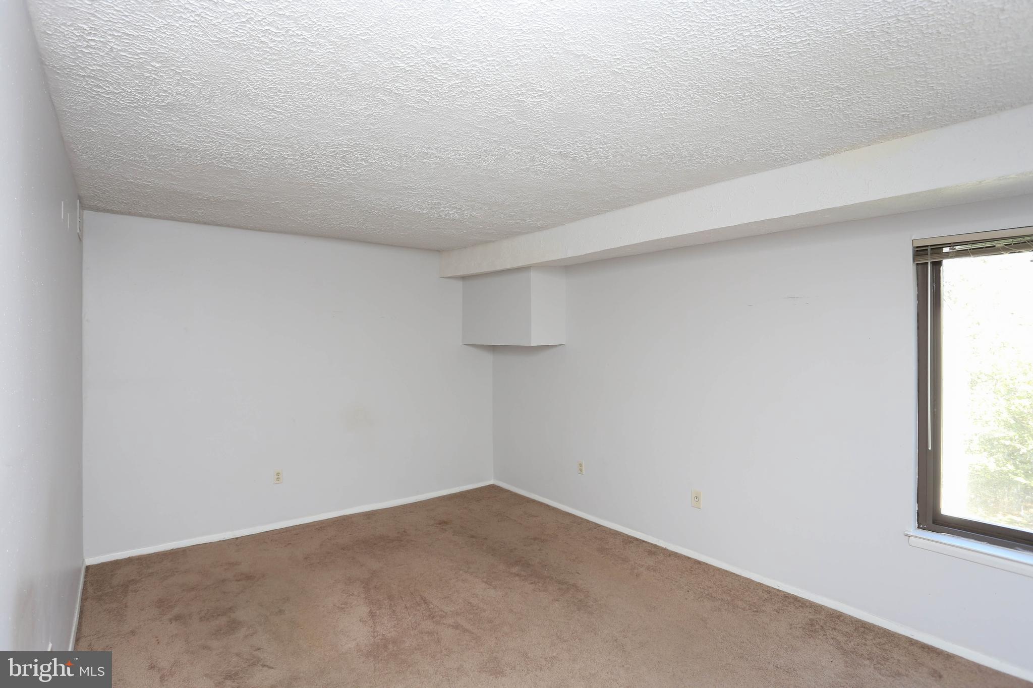 8013 Mandan Road, Unit 301 Greenbelt, MD 20770 - Photo 17 of 27