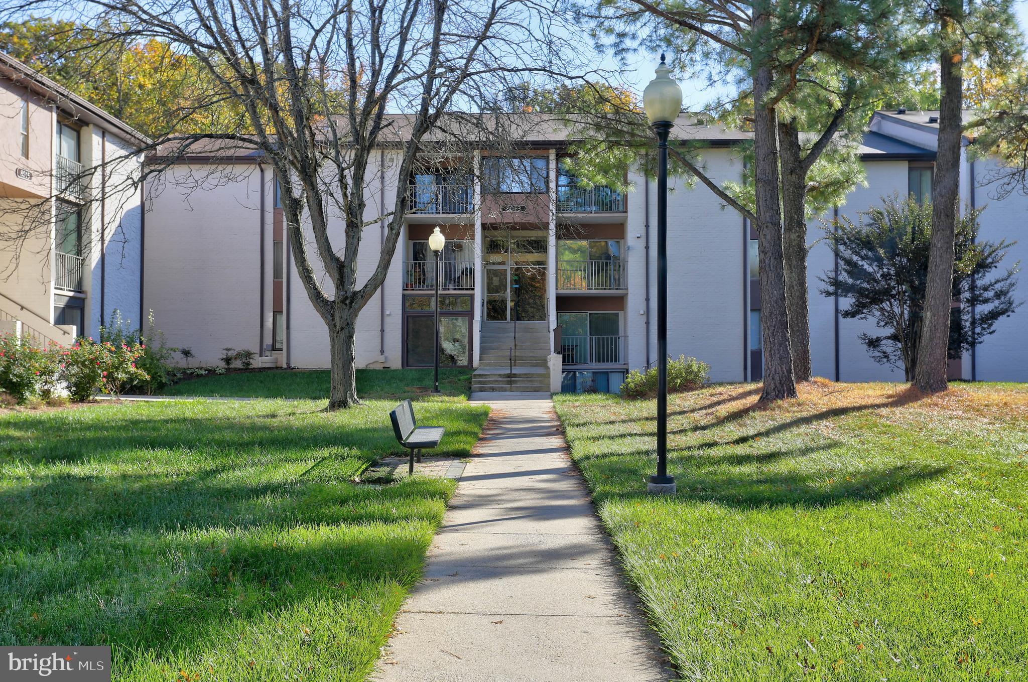 8013 Mandan Road, Unit 301 Greenbelt, MD 20770 - Photo 2 of 27