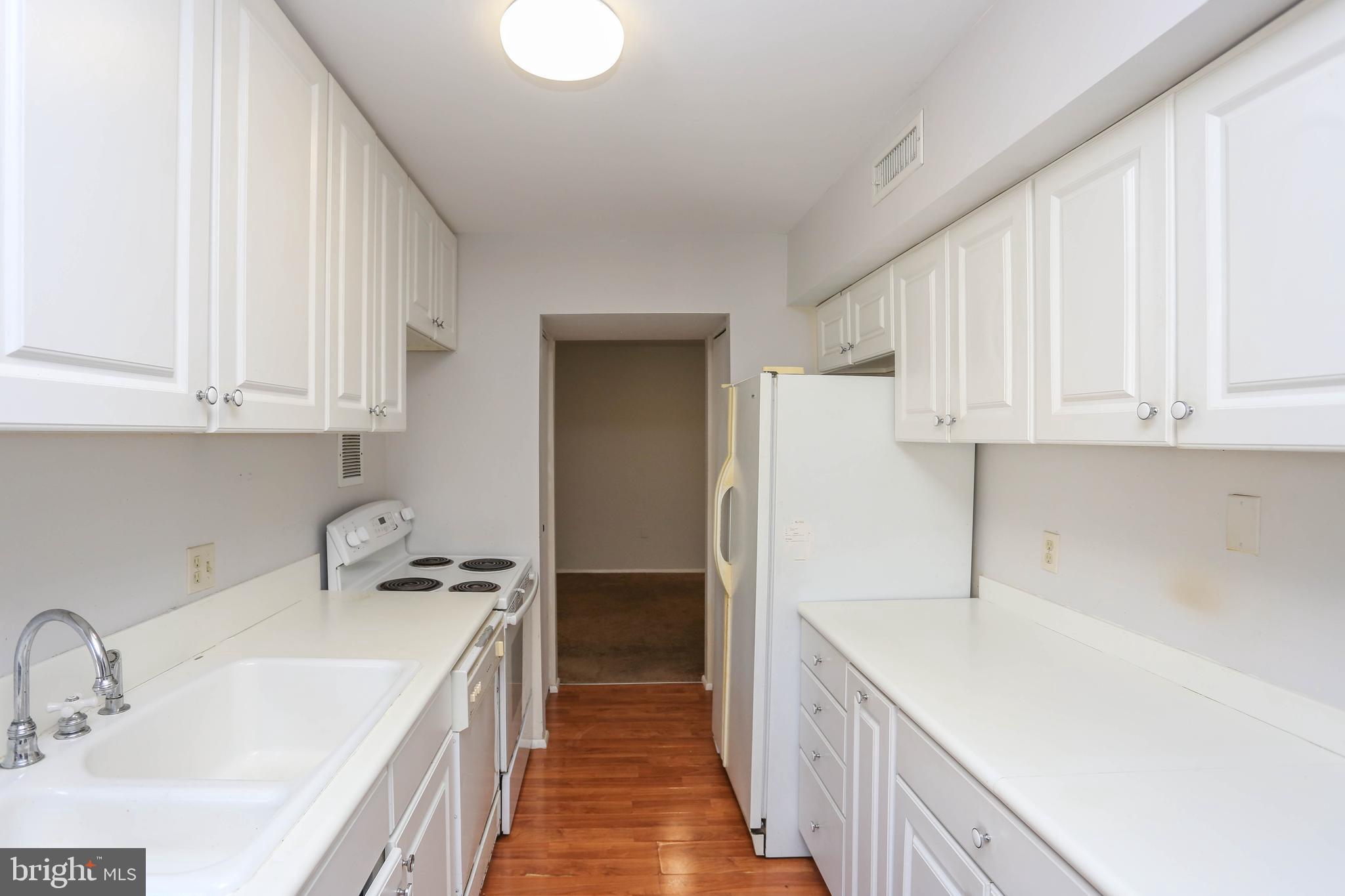 8013 Mandan Road, Unit 301 Greenbelt, MD 20770 - Photo 9 of 27