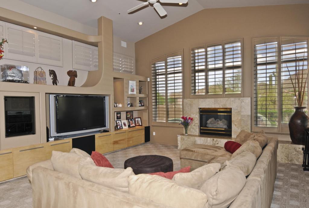 13622 East Geronimo Road Scottsdale, AZ 85259 - Photo 6 of 17 Family_Sitting