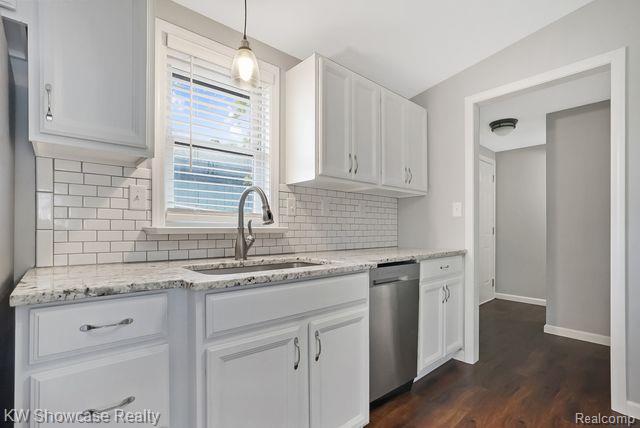 4053 Mapleleaf Road Waterford, MI 48328 - Photo 11 of 23 Gallery Image 11