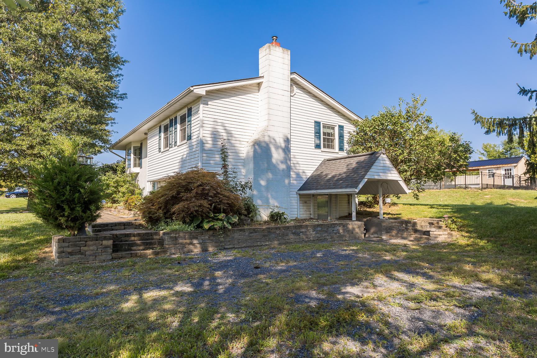 2041 Readus Road Edinburg, VA 22824 - Photo 3 of 45 Gallery Image 3
