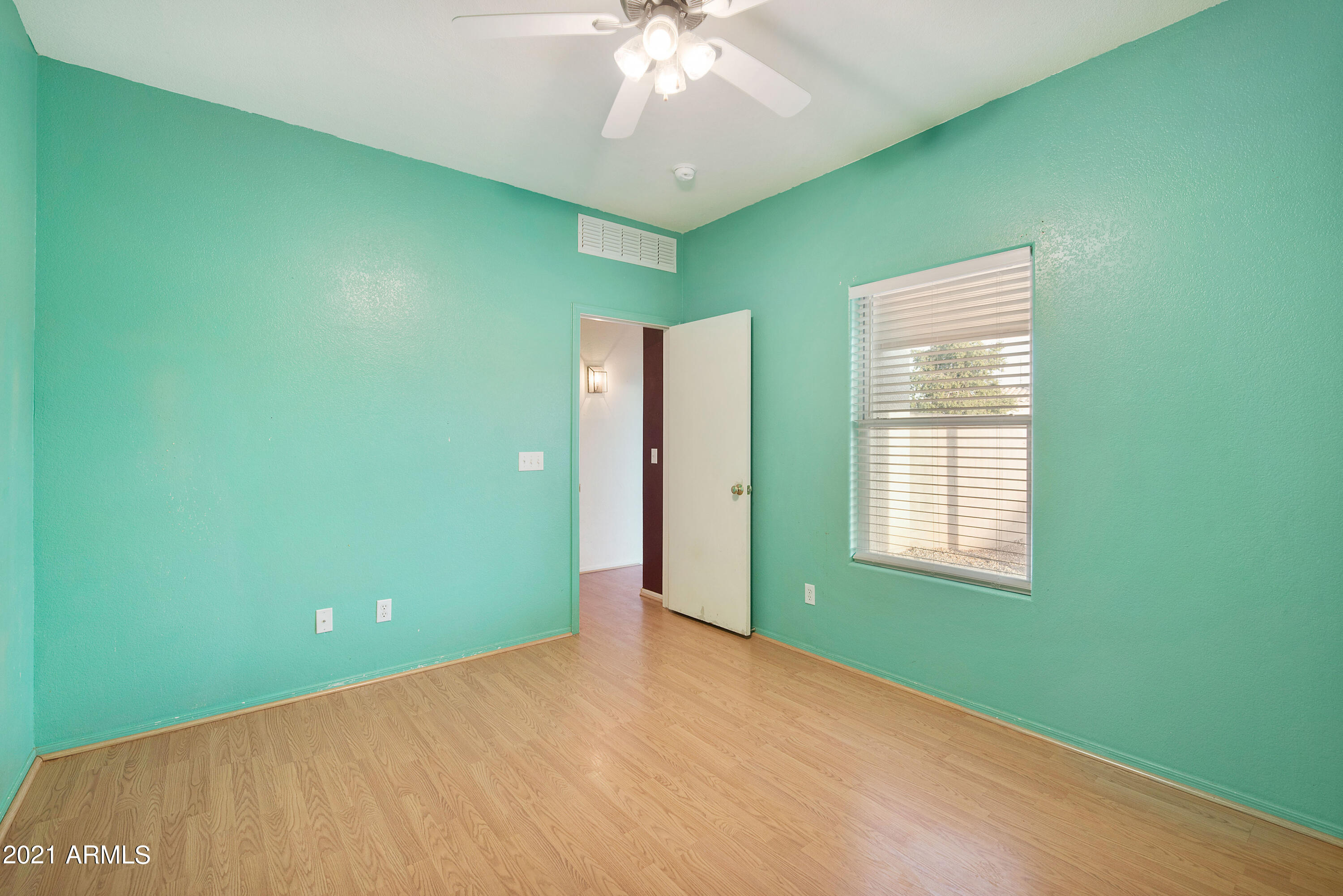 13179 West Redfield Road Surprise, AZ 85379 - Photo 18 of 27 _DSC9430