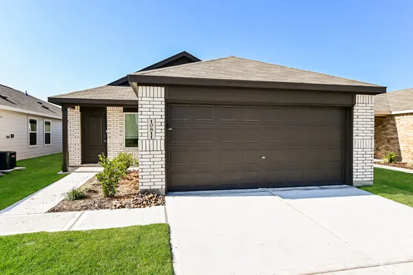 $1,795 | 10811 Bird Of Paradise Lane, Houston, TX 77016
