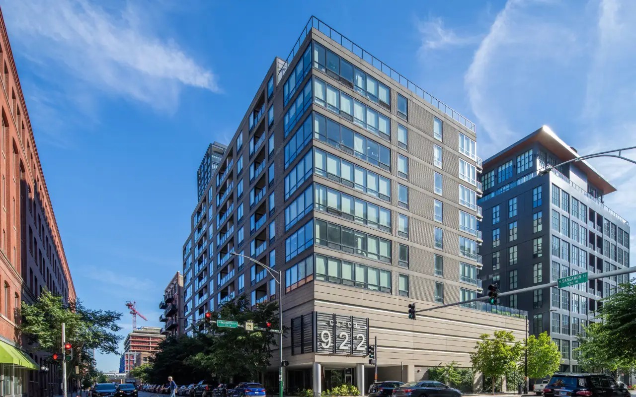 922 West Washington Boulevard, Unit 406 Chicago, IL 60607 - Photo 1 of 14 Gallery Image 1