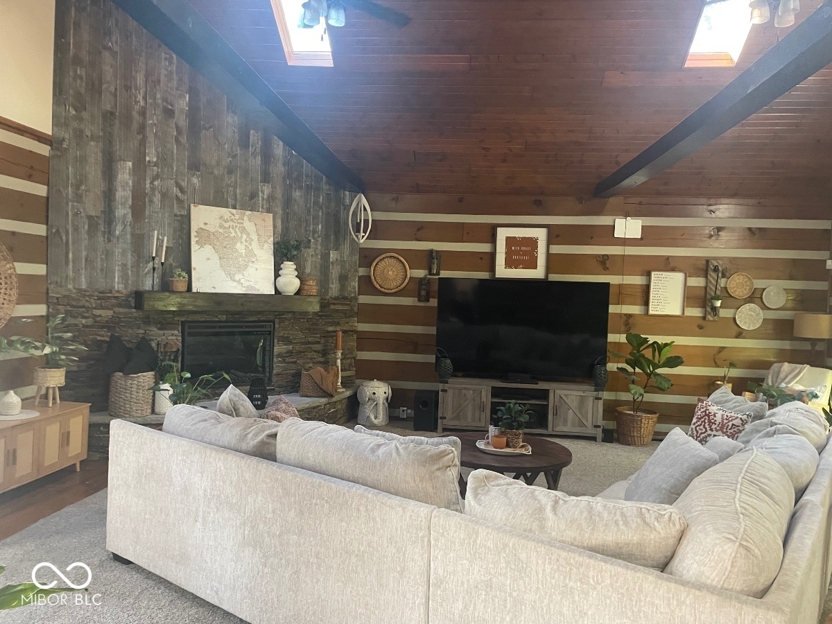 5239 Five Points Road Indianapolis, IN 46239 - Photo 4 of 23