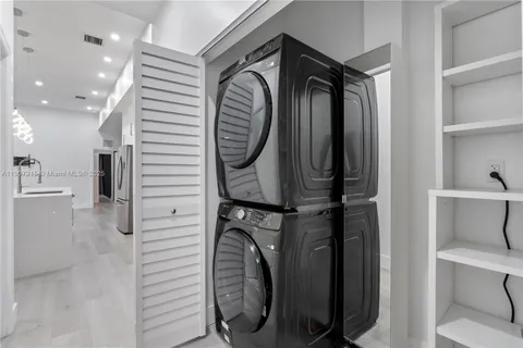 $3,300 | 5734 Buchanan Street, Unit B, Hollywood, FL 33021