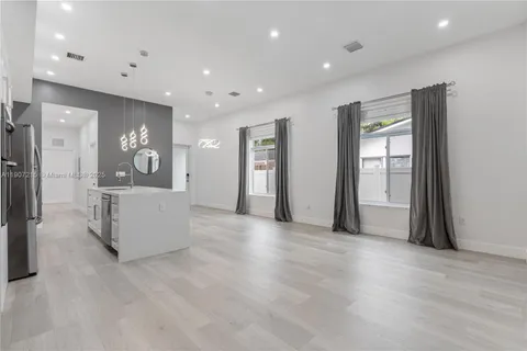 $3,300 | 5734 Buchanan Street, Unit B, Hollywood, FL 33021