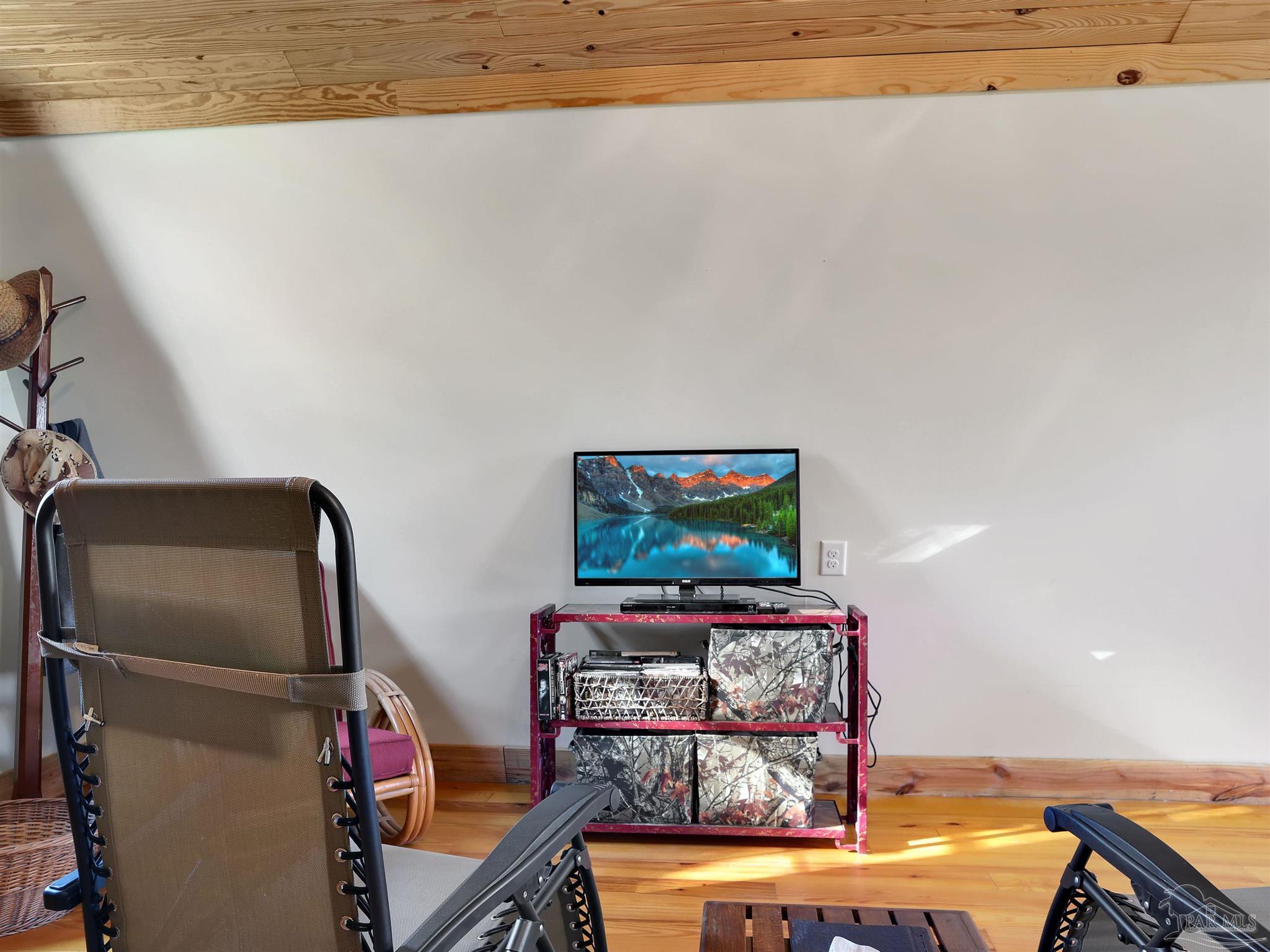 4343 East Plympton Road Laurel Hill, FL 32567 - Photo 14 of 60