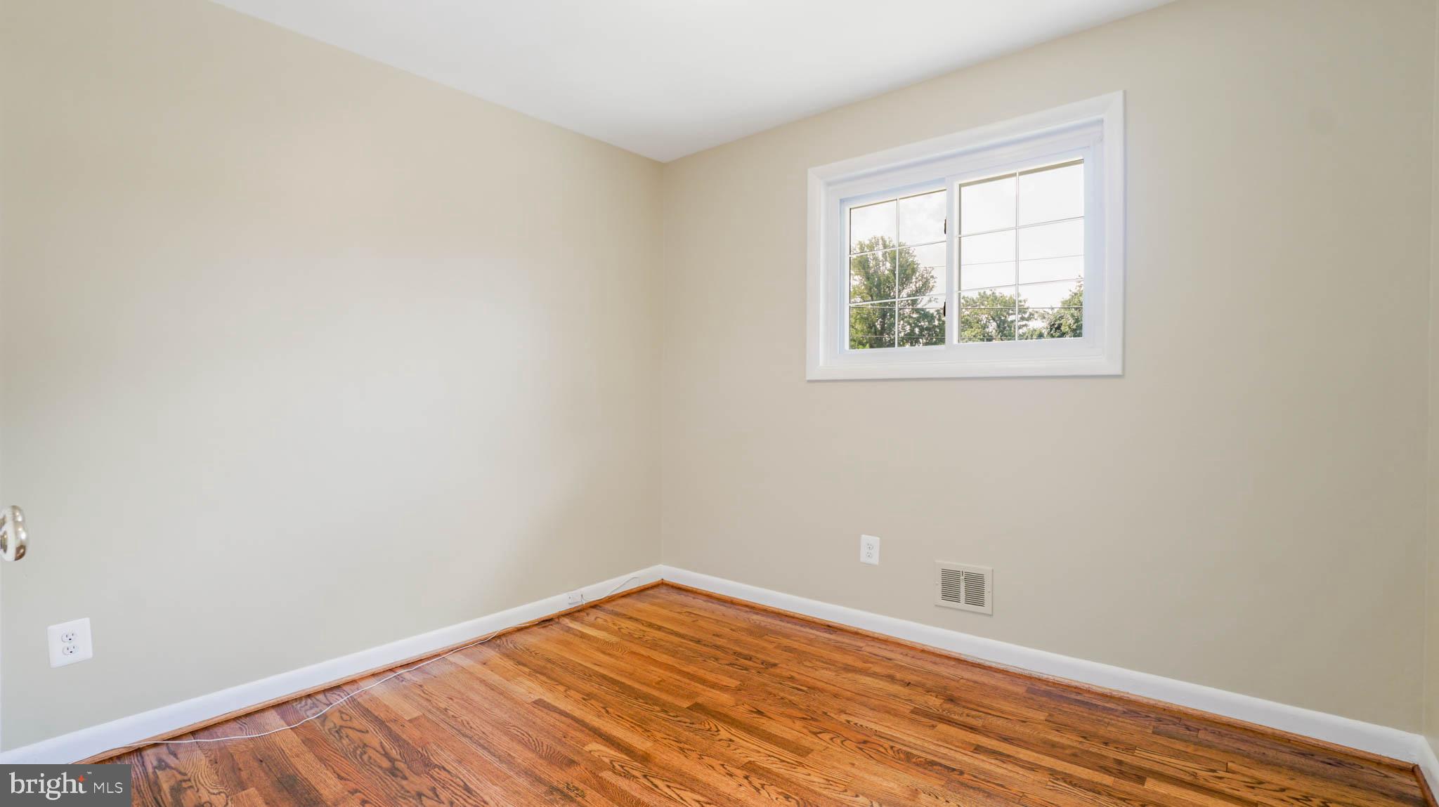 2205 Coleridge Drive Silver Spring, MD 20910 - Photo 11 of 24 Bedroom #1 -Upper Level