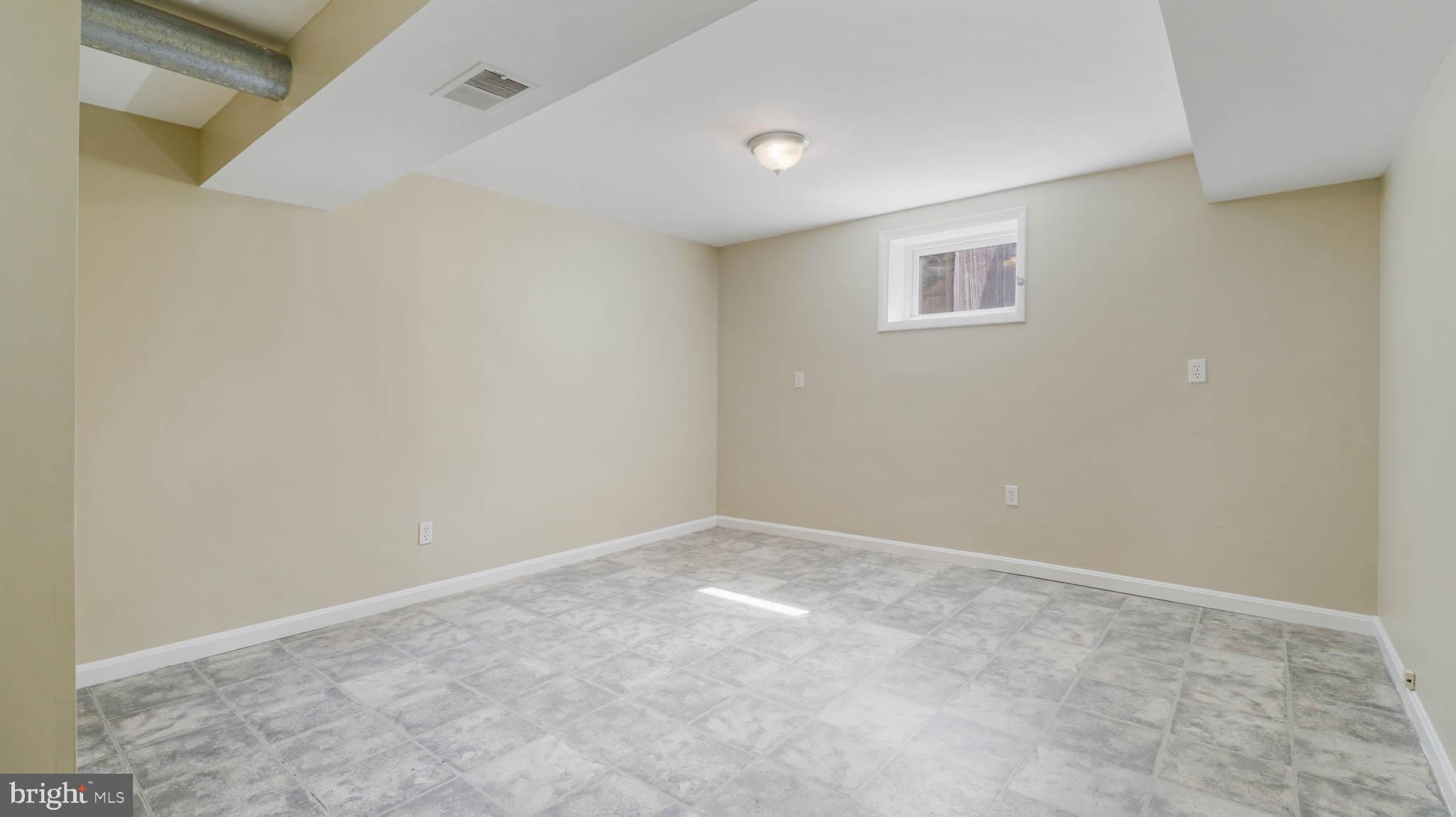 2205 Coleridge Drive Silver Spring, MD 20910 - Photo 17 of 24 Family Room