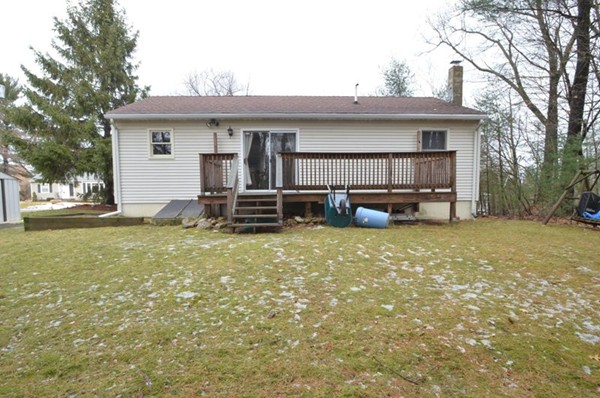 8 Manhattan Road Worcester, MA 01602 - Photo 14 of 17