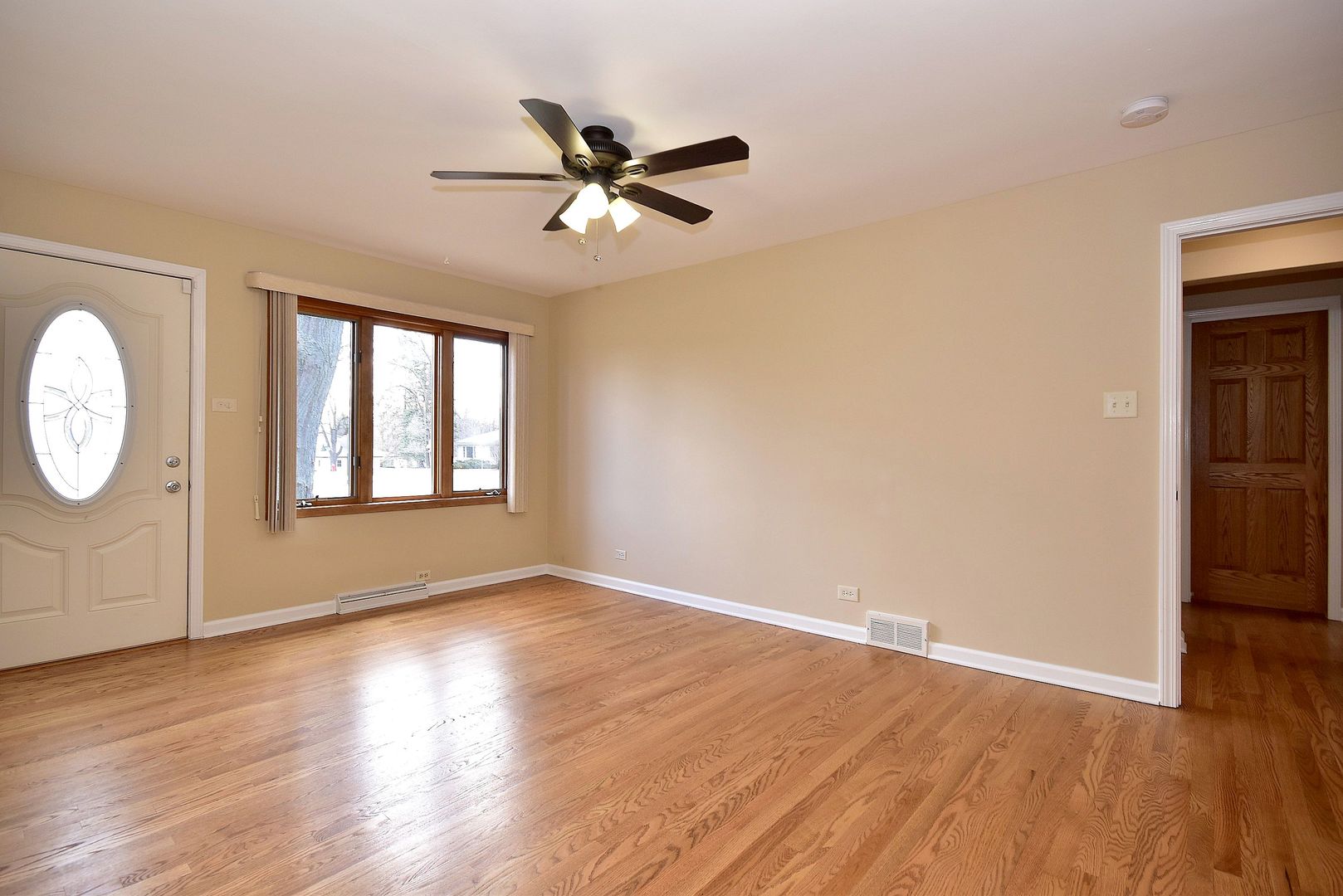 7118 High Road Darien, IL 60561 - Photo 12 of 33