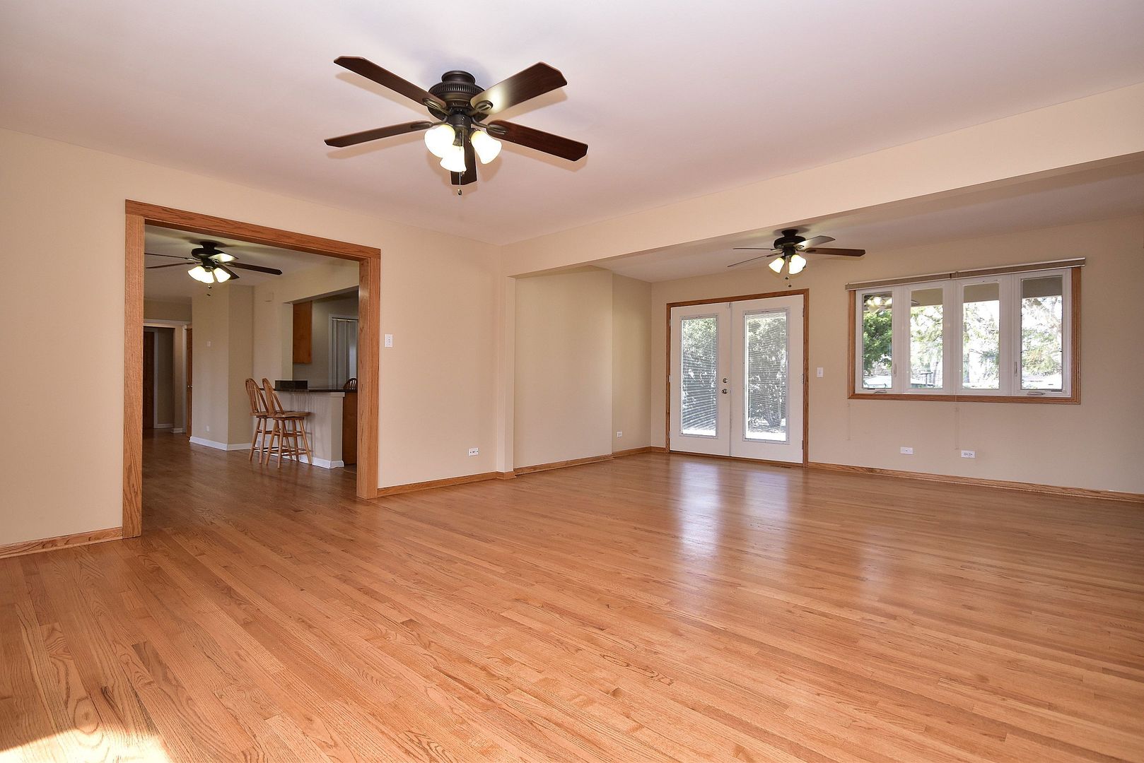 7118 High Road Darien, IL 60561 - Photo 10 of 33
