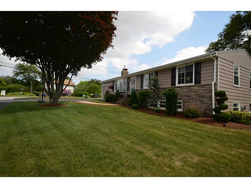 4 Rainbow Road Cranston, RI 02920 - Photo 2 of 23 Exterior Front.
