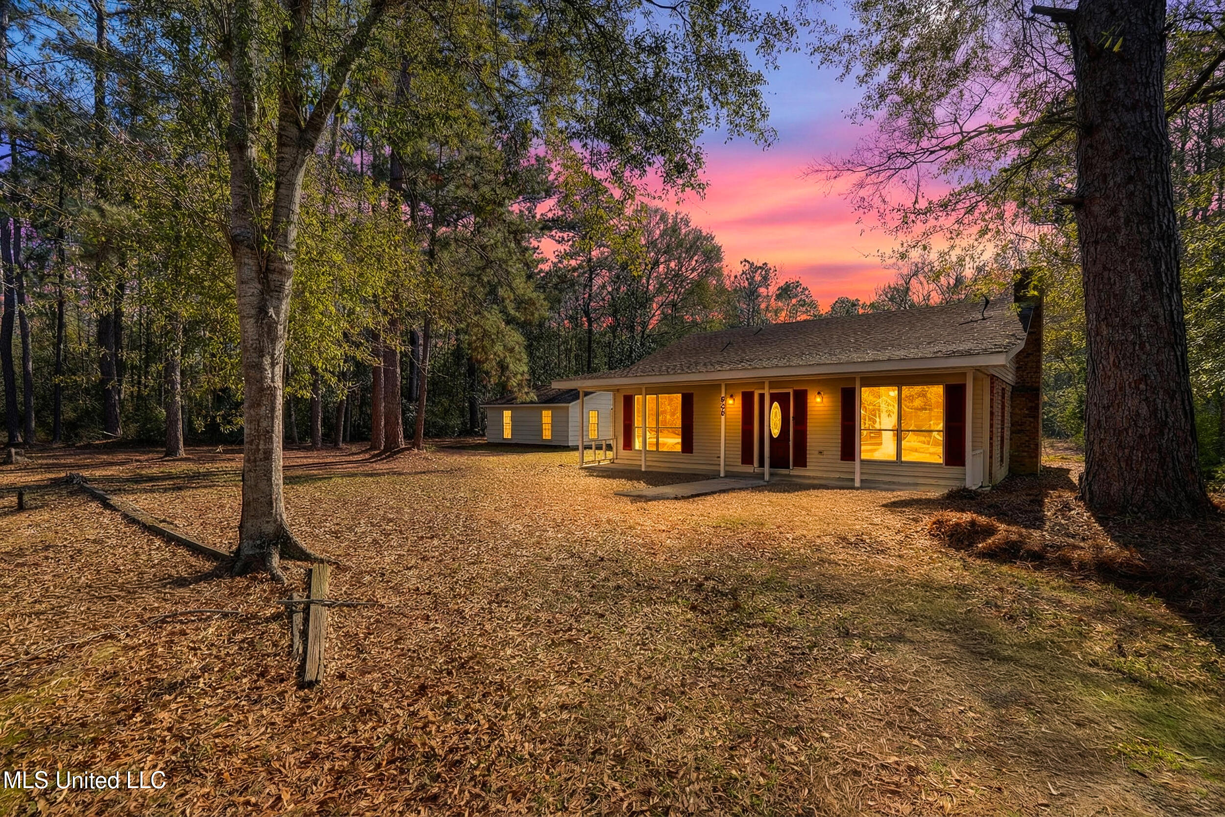 628 Telly Road Picayune, MS 39466 - Photo 39 of 54 49_a7400358twilight-3