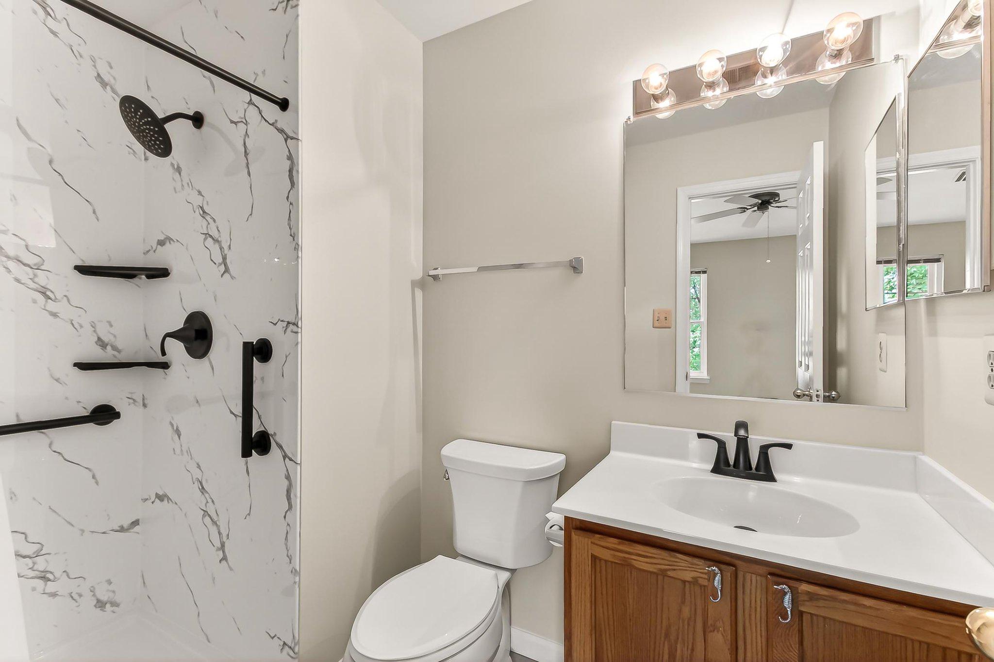 13157 Kidwell Field Road Herndon, VA 20171 - Photo 32 of 50 Lovely updated bathroom with elegant finishes.