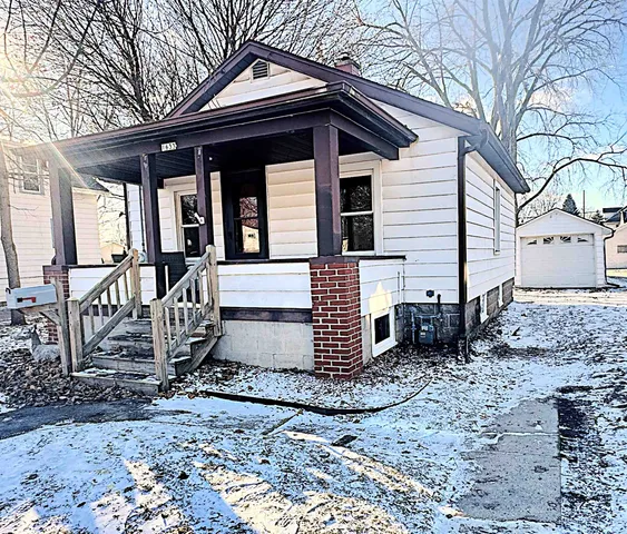 $169,900 | 1633 Burdick Street, Oshkosh, WI 54901