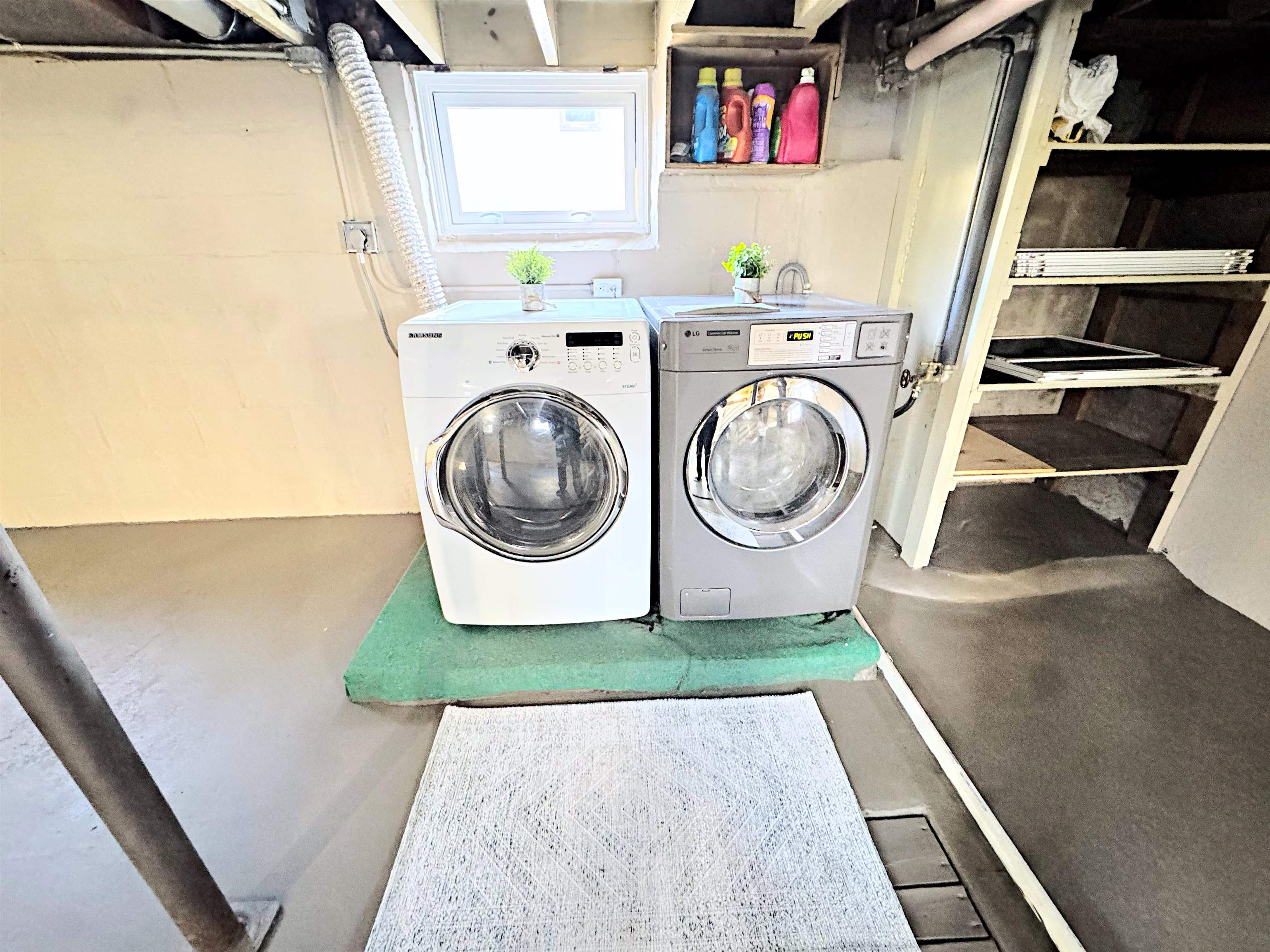 1633 Burdick Street Oshkosh, WI 54901 - Photo 17 of 21