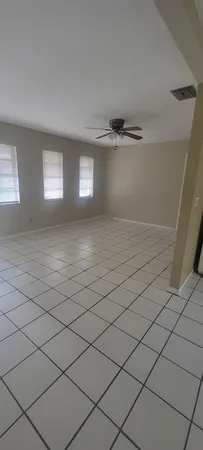 $2,150 | 5928 Taft Street, Hollywood, FL 33021