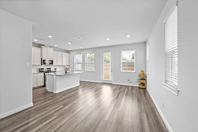 $2,300 | 9913 Brickhouse Drive, Houston, TX 77080