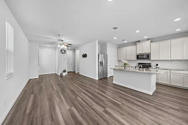 $2,300 | 9913 Brickhouse Drive, Houston, TX 77080