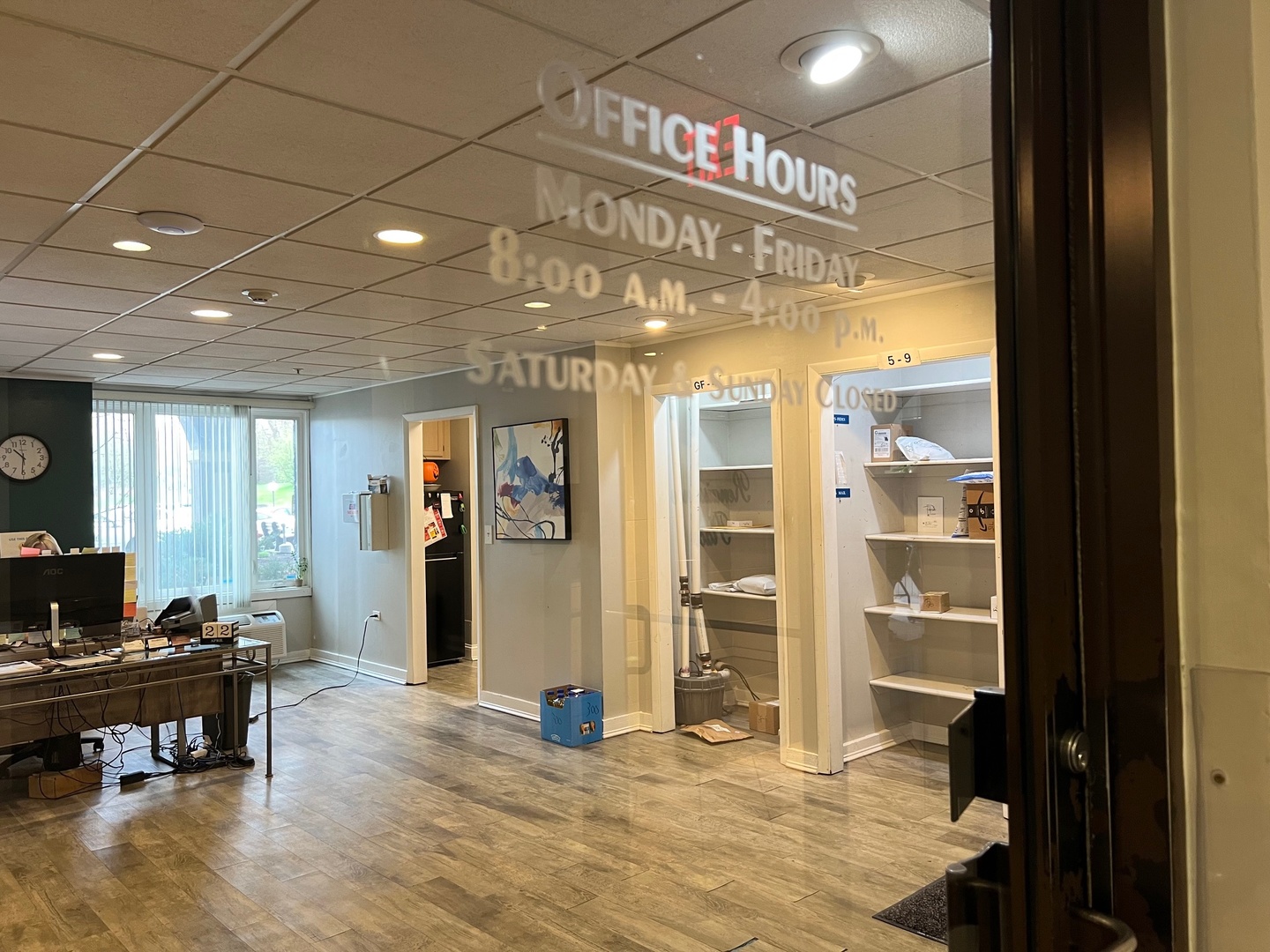 1 Renaissance Place, Unit 719 Palatine, IL 60067 - Photo 9 of 34 a view of a room with shelves