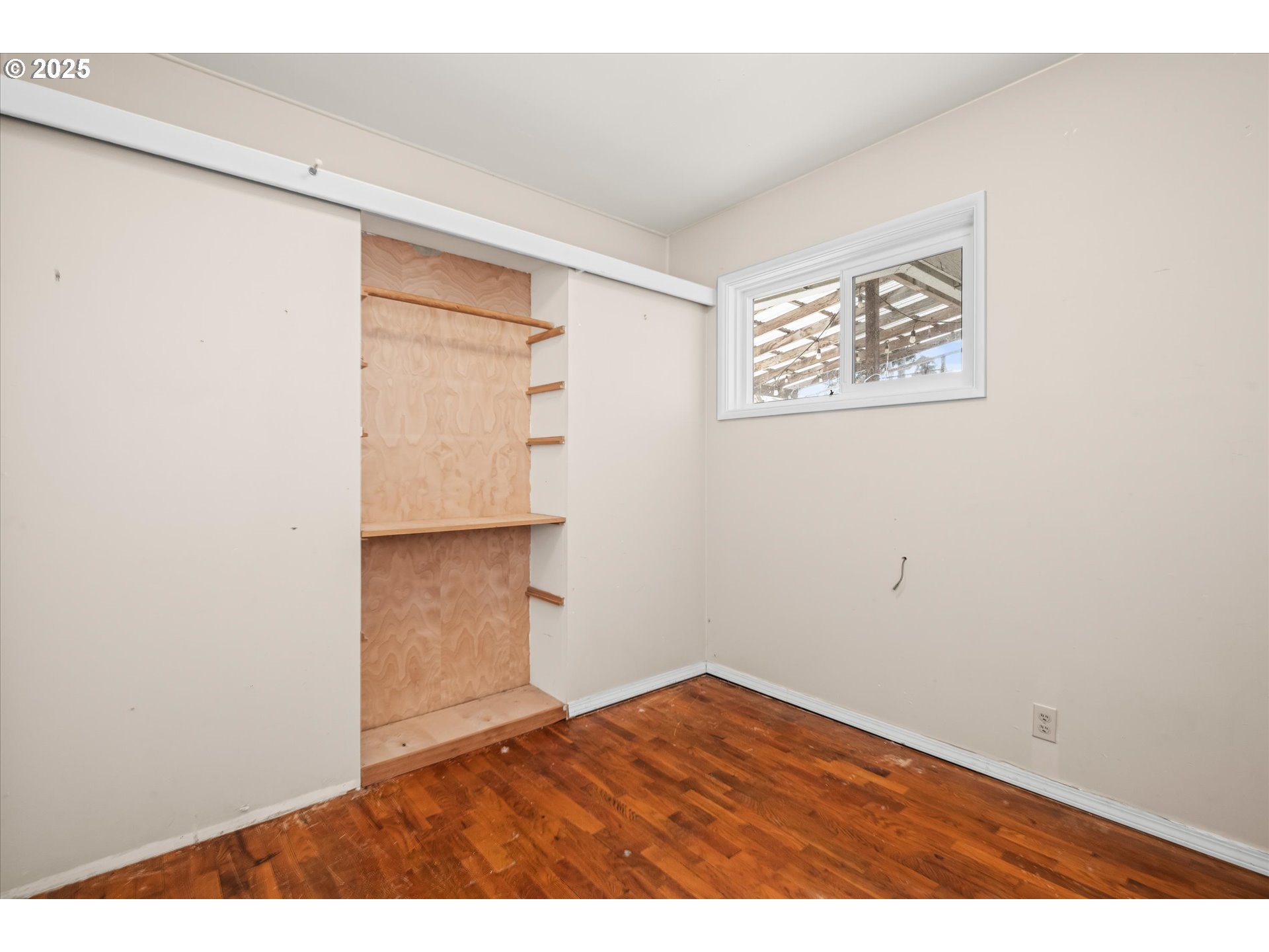 1367 Piedmont Street Springfield, OR 97477 - Photo 20 of 31 Bedroom