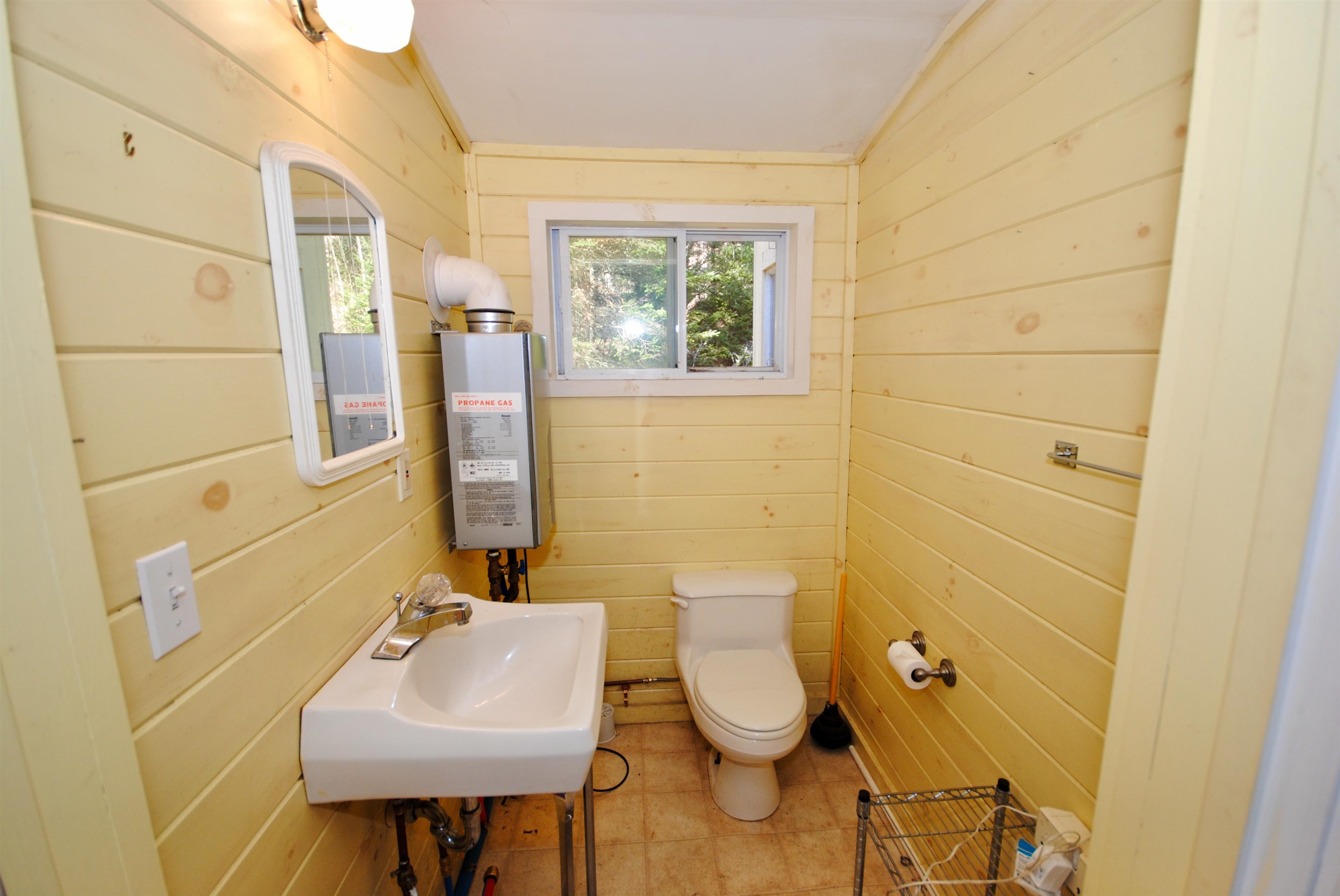 401 Hickory Road Woodford, VT 05201 - Photo 7 of 21 Gallery Image 7