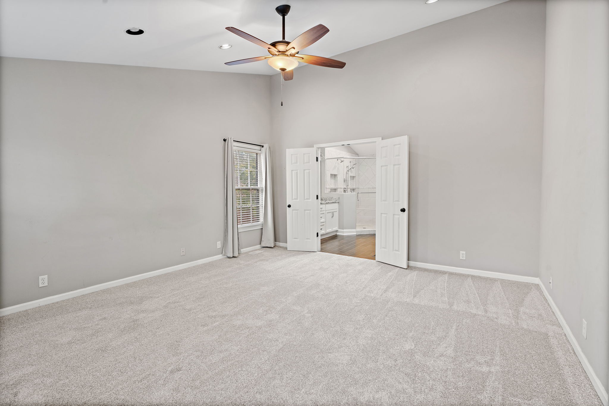 6916 Sunderland Circle Nashville, TN 37221 - Photo 29 of 43 en empty room with fan and a ceiling fan