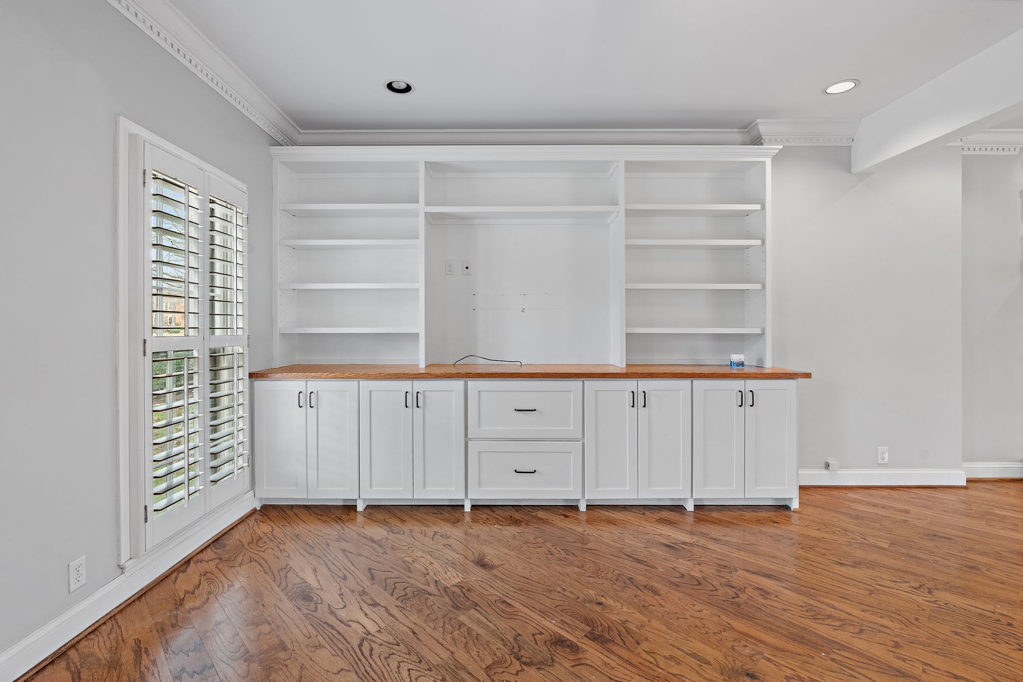 6916 Sunderland Circle Nashville, TN 37221 - Photo 10 of 43 wooden floor in an empty room with a window