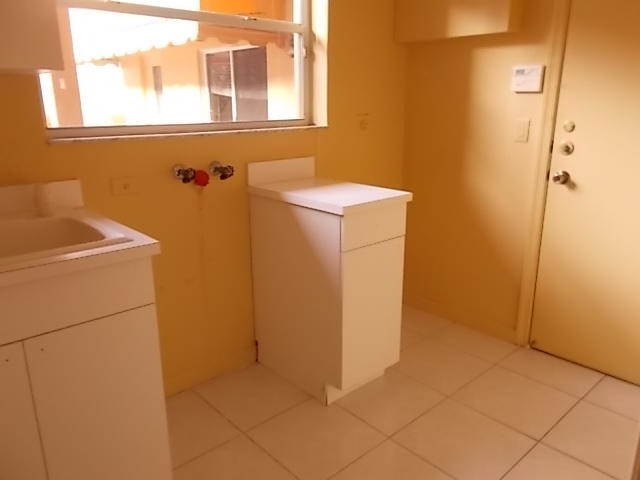 4402 Northwest 29th Way Boca Raton, FL 33434 - Photo 23 of 26 LAUNDRY RM