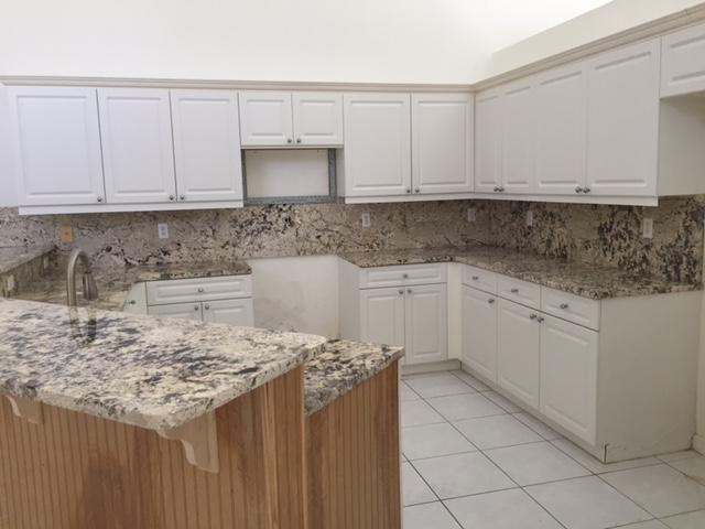 4402 Northwest 29th Way Boca Raton, FL 33434 - Photo 3 of 26 KITCHEN