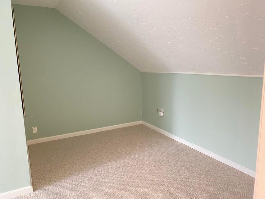 26 Bettys Pond Road, Unit 9 Hyannis, MA 02601 - Photo 19 of 25 24 Bettys Pond 23