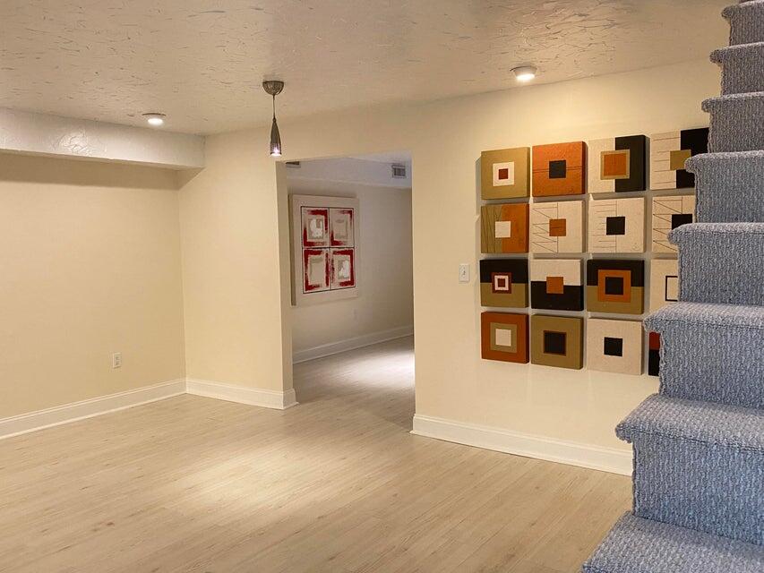 26 Bettys Pond Road, Unit 9 Hyannis, MA 02601 - Photo 3 of 25 24 Bettys Pond 3