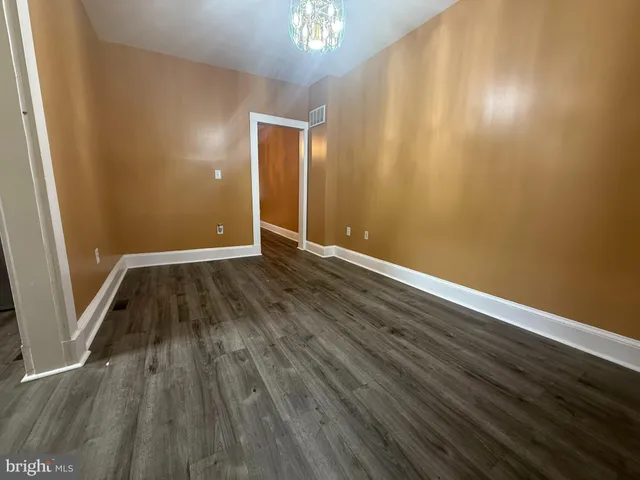 $2,000 | 720 Springfield Avenue, Baltimore, MD 21212