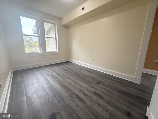 $2,000 | 720 Springfield Avenue, Baltimore, MD 21212