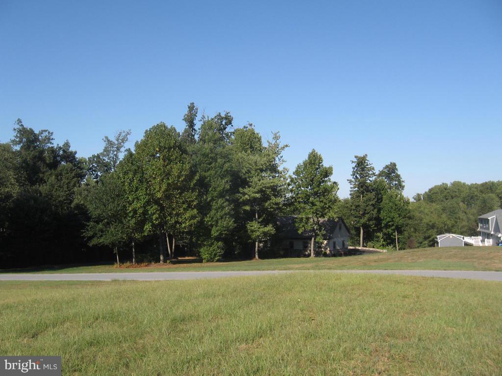 735 Northpoint Road, Unit 8 Gap, PA 17527 - Photo 4 of 6
