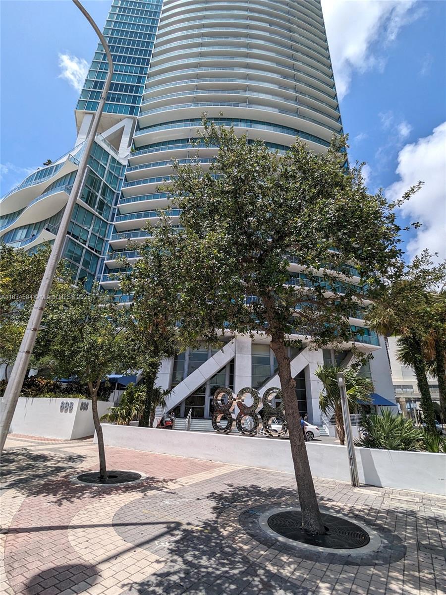 888 Biscayne Boulevard, Unit 4702 Miami, FL 33132 - Photo 1 of 27 a view of a house with a street