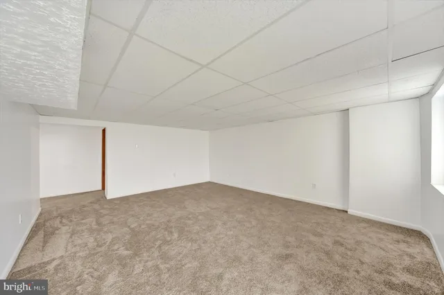 a view of empty room