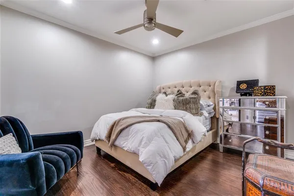 $4,000 | 5909 Luther Lane, Unit 900, Dallas, TX 75225