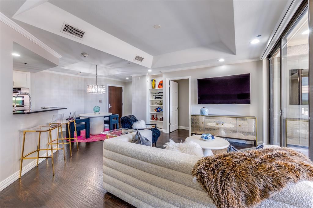 5909 Luther Lane, Unit 900 Dallas, TX 75225 - Photo 2 of 23