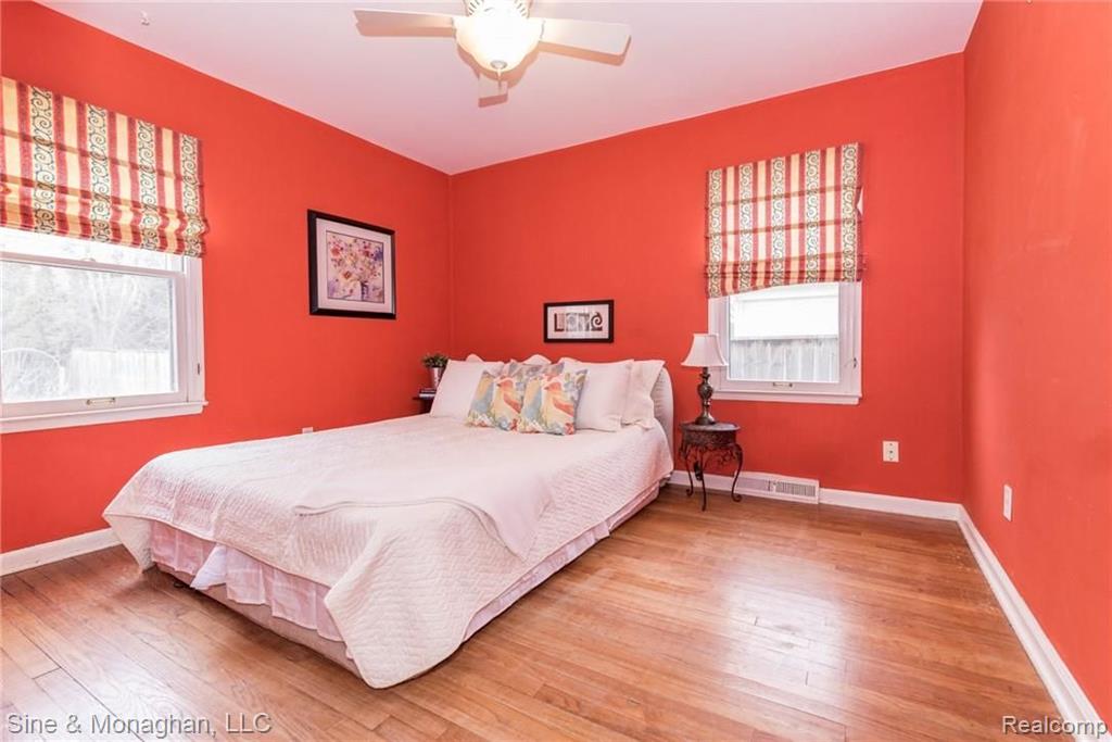 3308 Normandy Road Royal Oak, MI 48073 - Photo 9 of 13