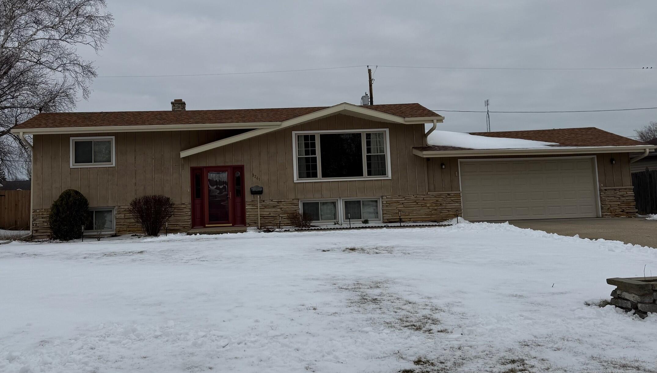 3241 96th Street Sturtevant, WI 53177 - Photo 2 of 6 chris front 2