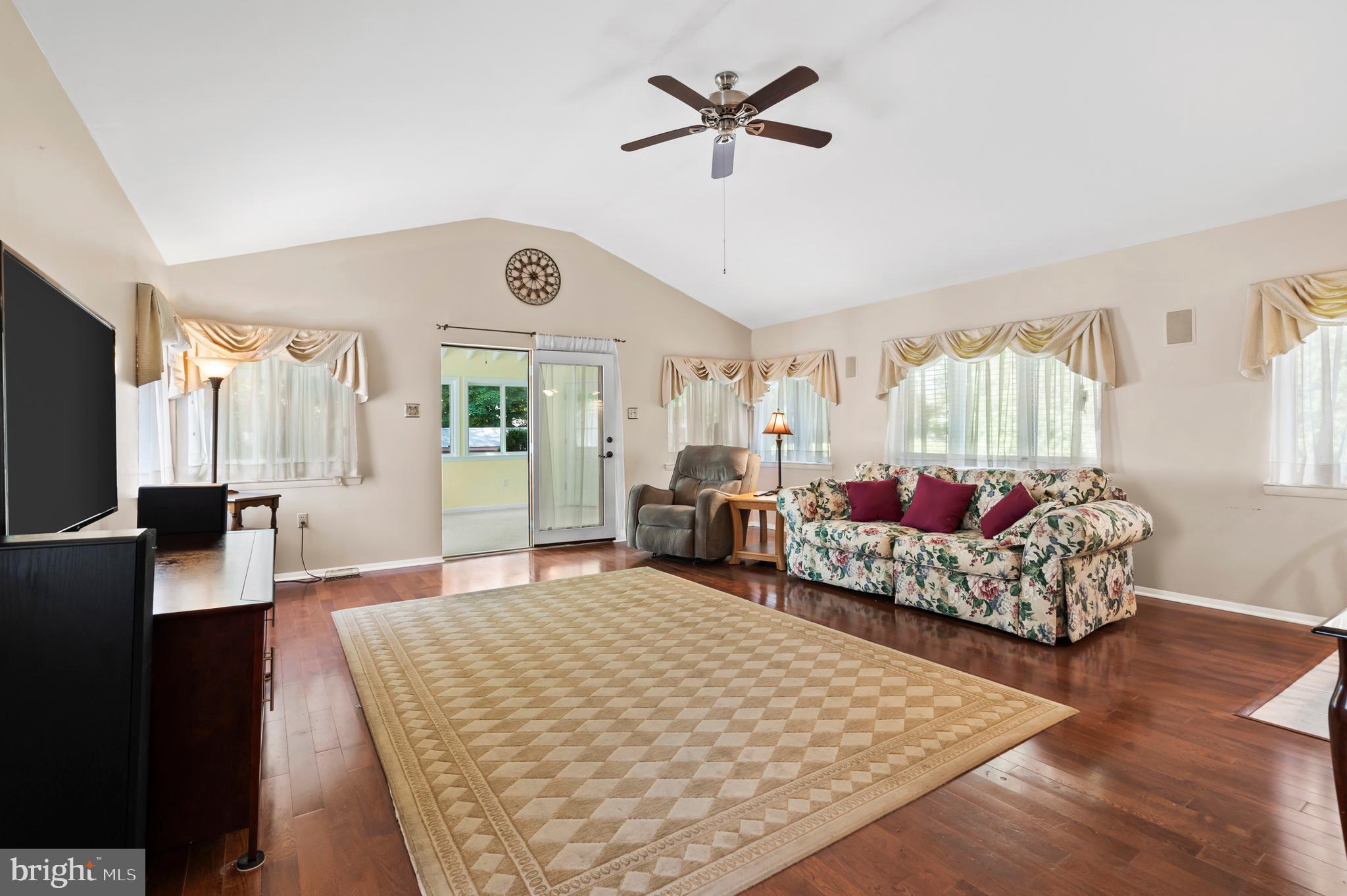 620 Durham Road Langhorne, PA 19047 - Photo 19 of 36 Gallery Image 19